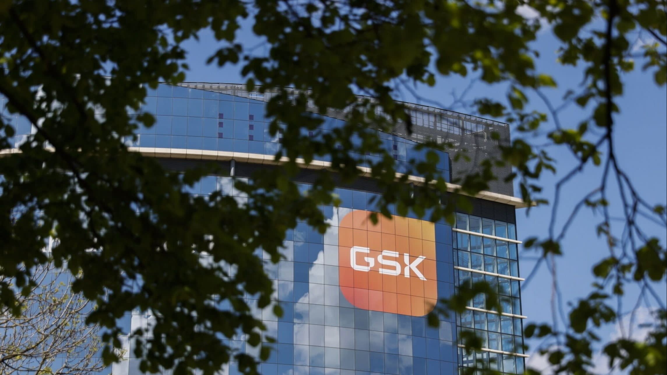 GSK Secures Potential 'Multi-Blockbuster' Drug in $950 Million Deal with Implications for Investors and Pharmaceutical Industry