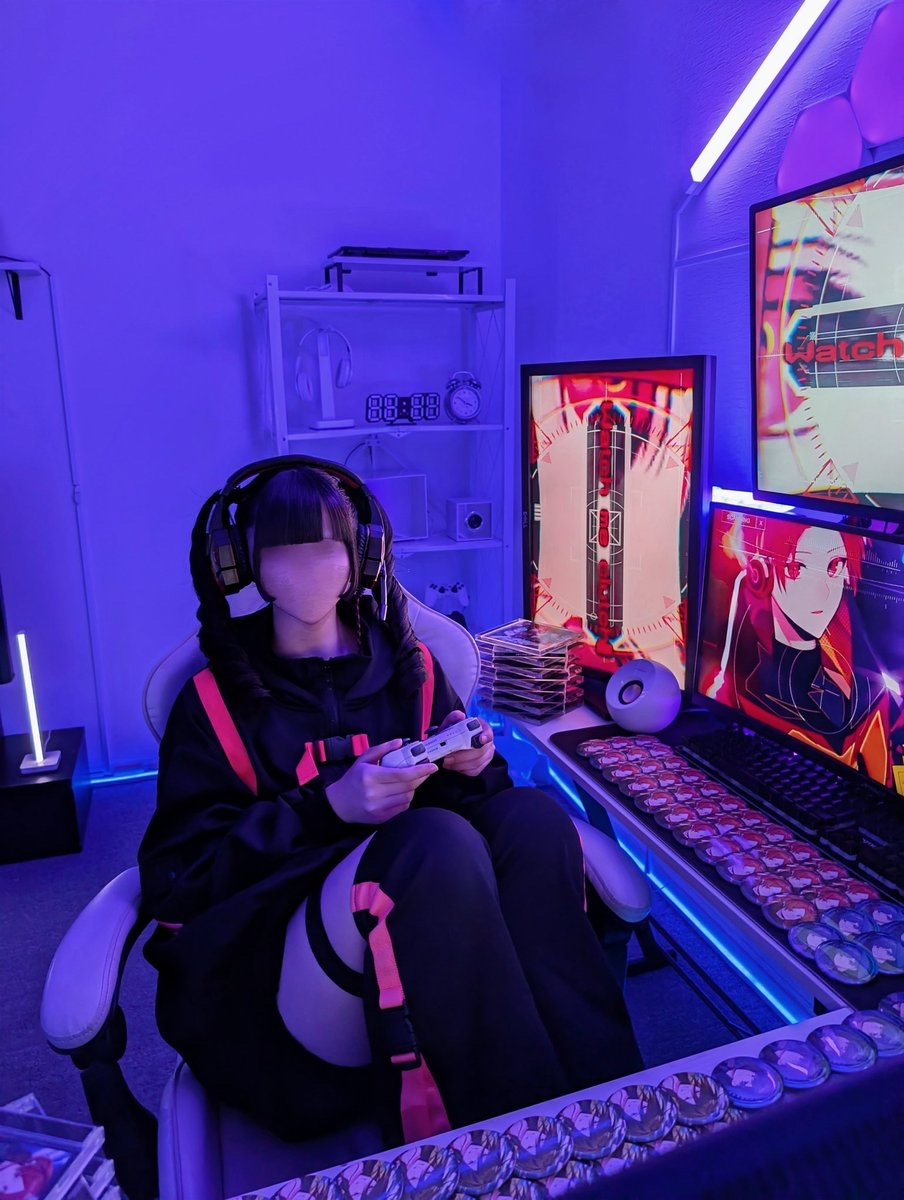 Roblox Faces Backlash After Banning YouTuber Who Tracked Alleged Child Predators