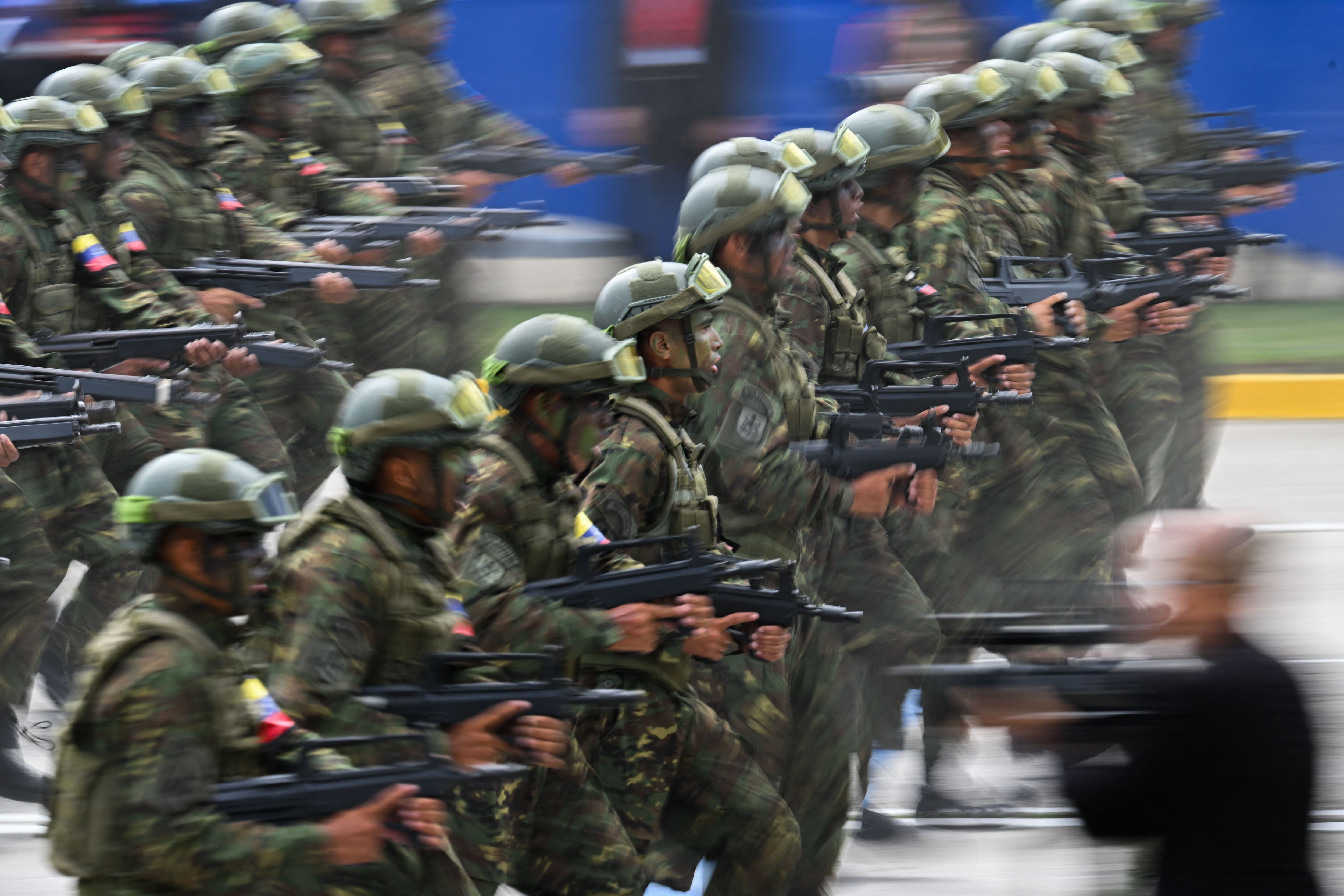 U.S. Labels Venezuela’s ‘Cartel de los Soles’ a Terrorist Group as Military Tensions Rise