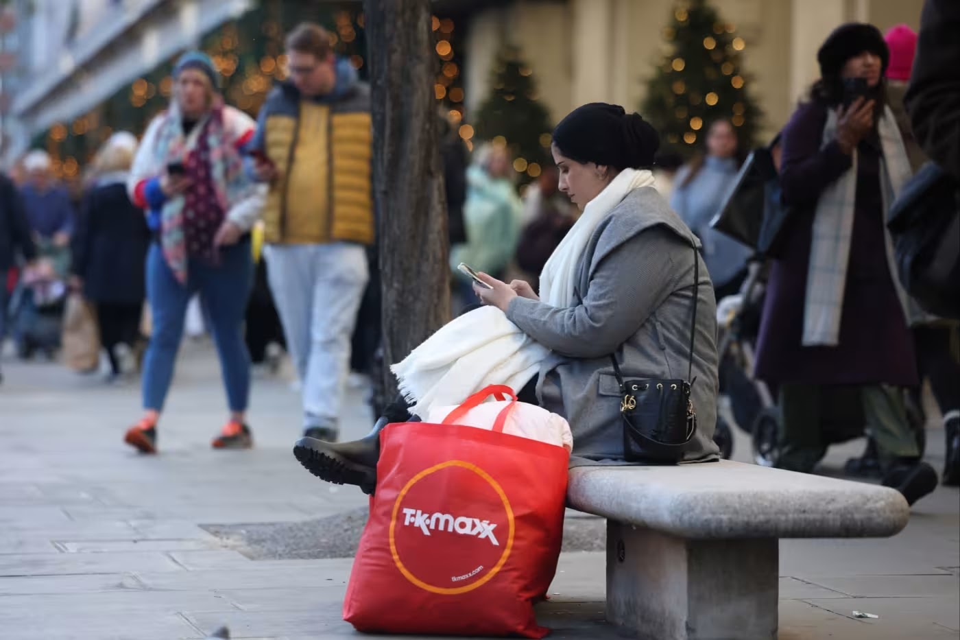 UK Businesses Warn Prolonged Budget Build Up Is Hurting Confidence