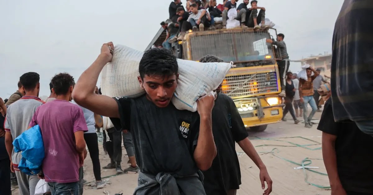 Israel Reopens Zikim Crossing to Allow Humanitarian Aid Into Northern Gaza