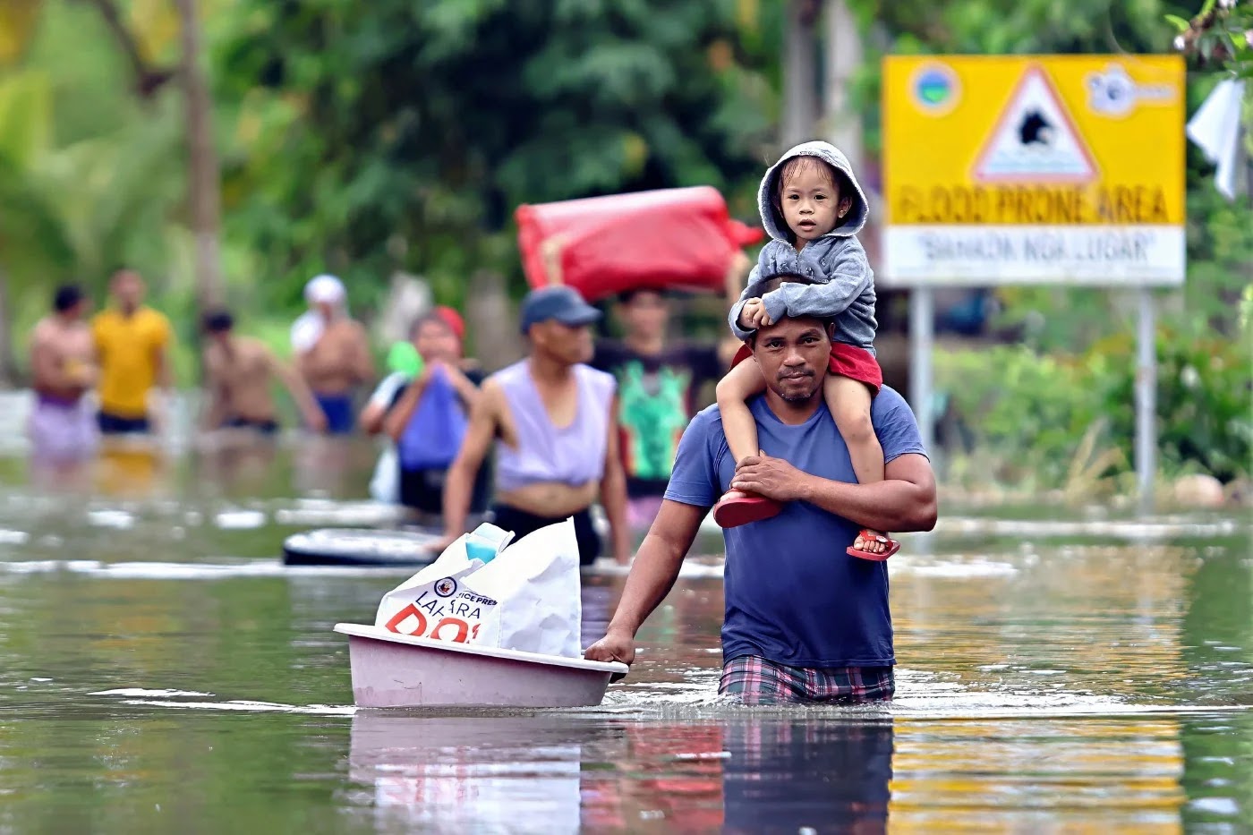 Nearly One Million Evacuated as Super Typhoon Fung-wong Bears Down on the Philippines