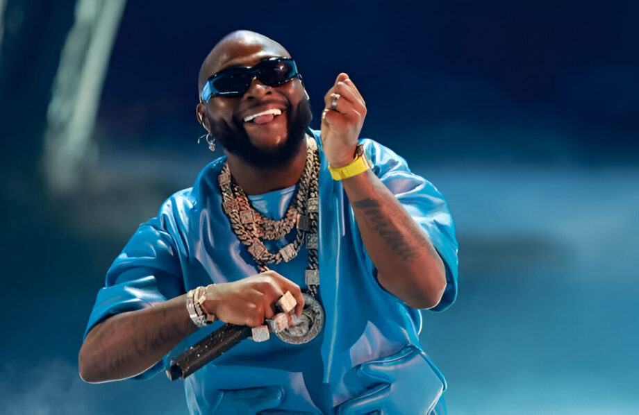 Davido Electrifies Paris as Gala des Pièces Jaunes Showcases Afrobeats on Global Stage