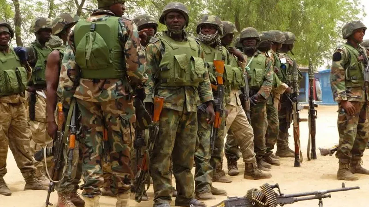 Nigeria's Junior Soldiers Get 80% Pay Rise