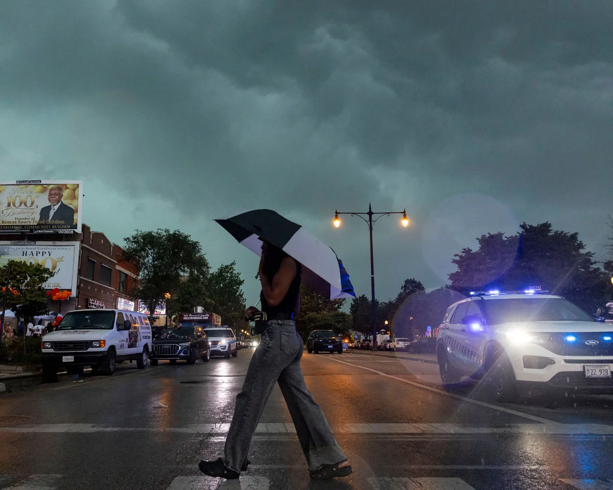 Storms Leave Three Dead, 800,000 Without Power in US Midwest