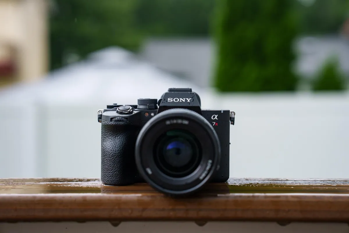 Sony A7R VI Brings 66.8MP Speed and Silent Shooting to High-End Photography