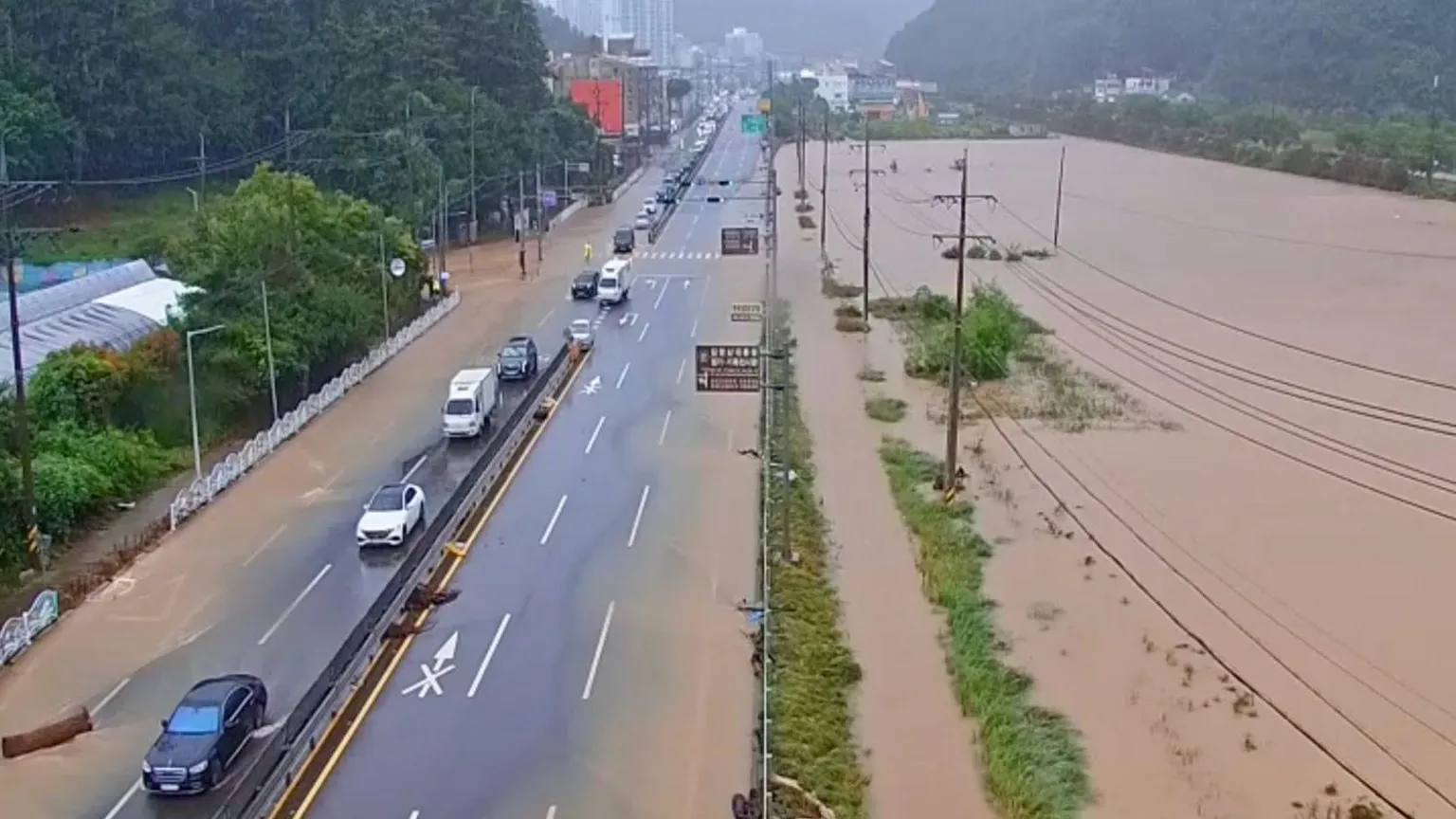 Landslide Kills One as Record Rain Batters South Korea’s Geoje