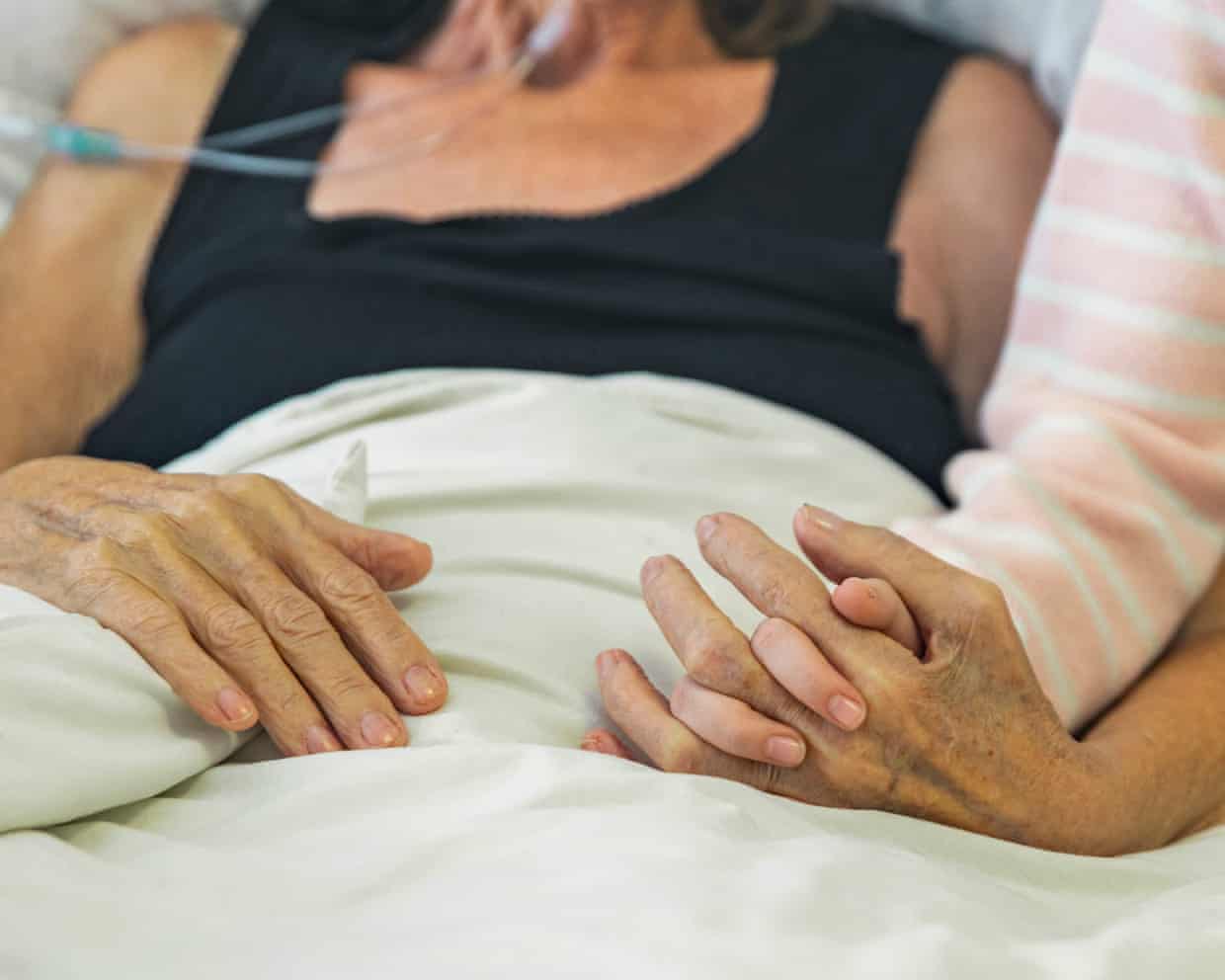 France Gives Adults Legal Right to 'Aid in Dying' After Constitutional Approval