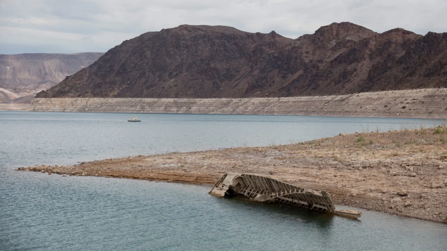 Apparent Human Remains Found at Boulder Beach as Lake Mead Drops to Record Low