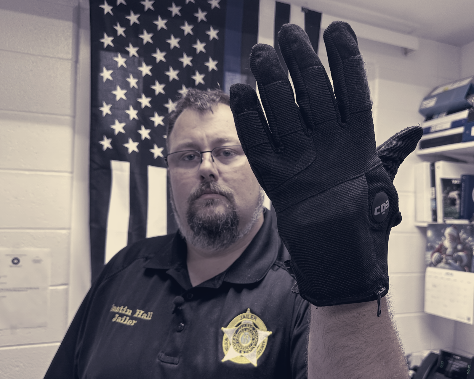 Omaha Bars Police From Carrying Shock Gloves in Schools, Bellevue Keeps Them
