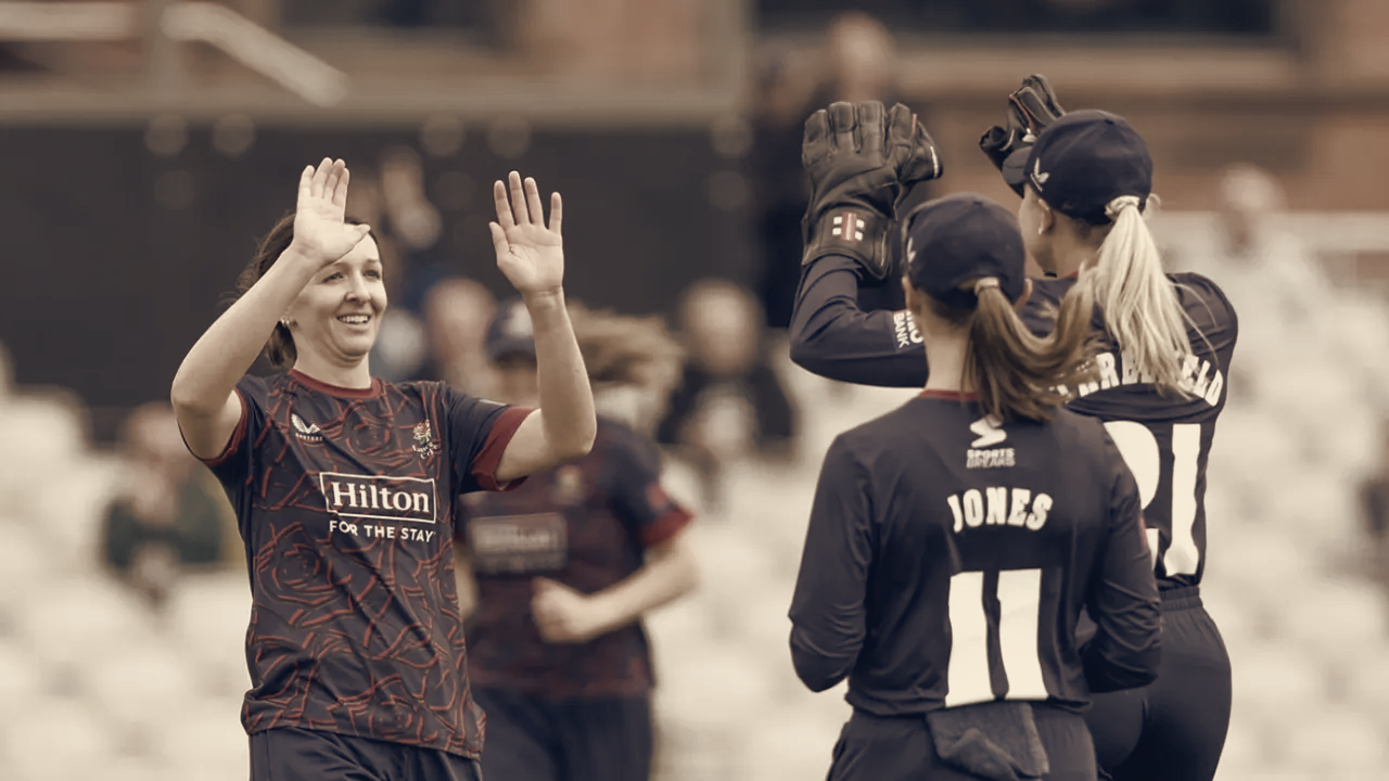 Kate Cross Four Keeps Lancashire a Win From Top Three