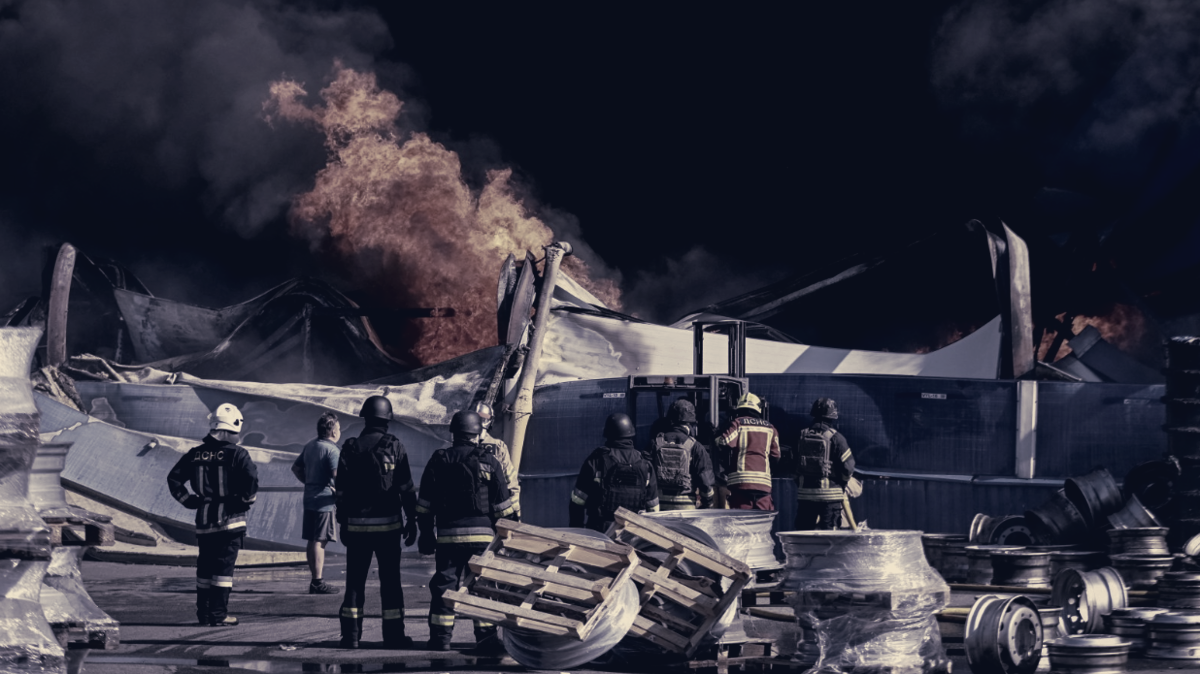 27 Dead, Hundreds Evacuated After Strike On Kyiv Warehouse