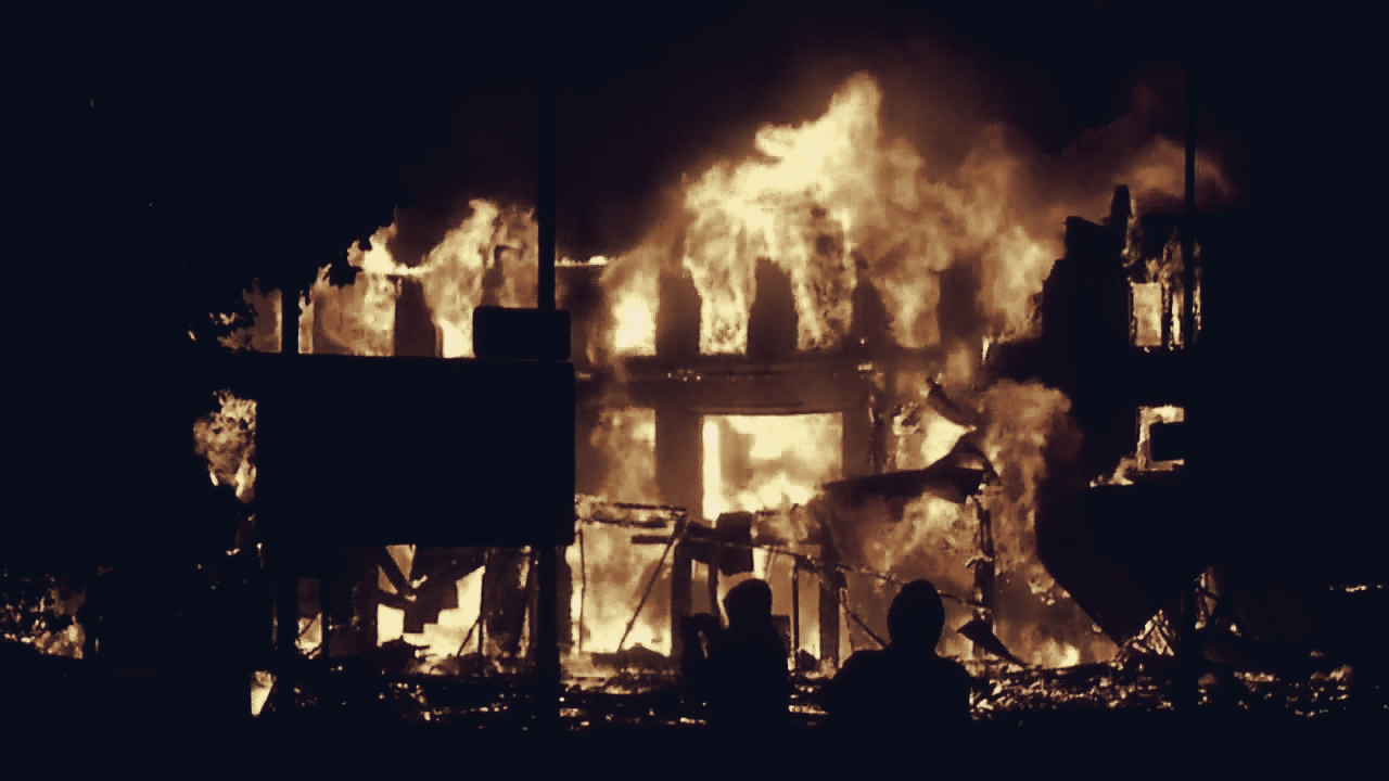 Fire Destroys Shops At Abuja's Eda Plaza, Roofing Stock Alone Over N20 Million