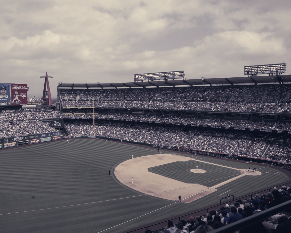 Stan Kroenke To Buy Los Angeles Angels For Reported $4bn