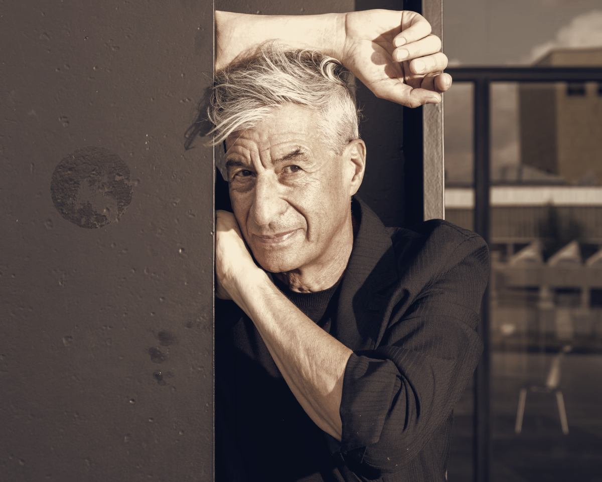Maurizio Cattelan’s Night Opens in Berlin, Recasts $6.2m Banana and Gold Toilet