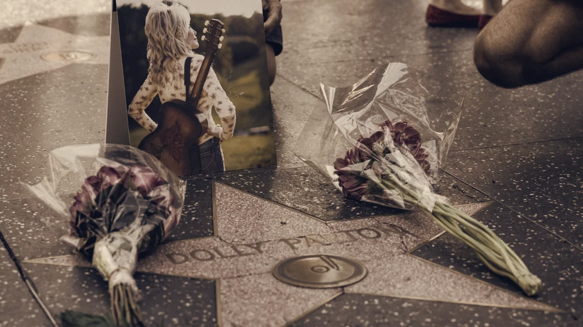 Hollywood Replaces Dolly Parton’s Vandalised Walk of Fame Star, New Plaque Opens Friday