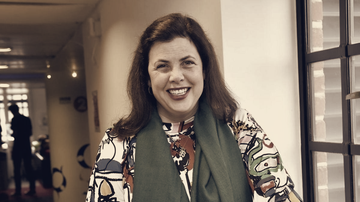 Kirstie Allsopp Airlifted From Devon, Will Use Boot And Crutches