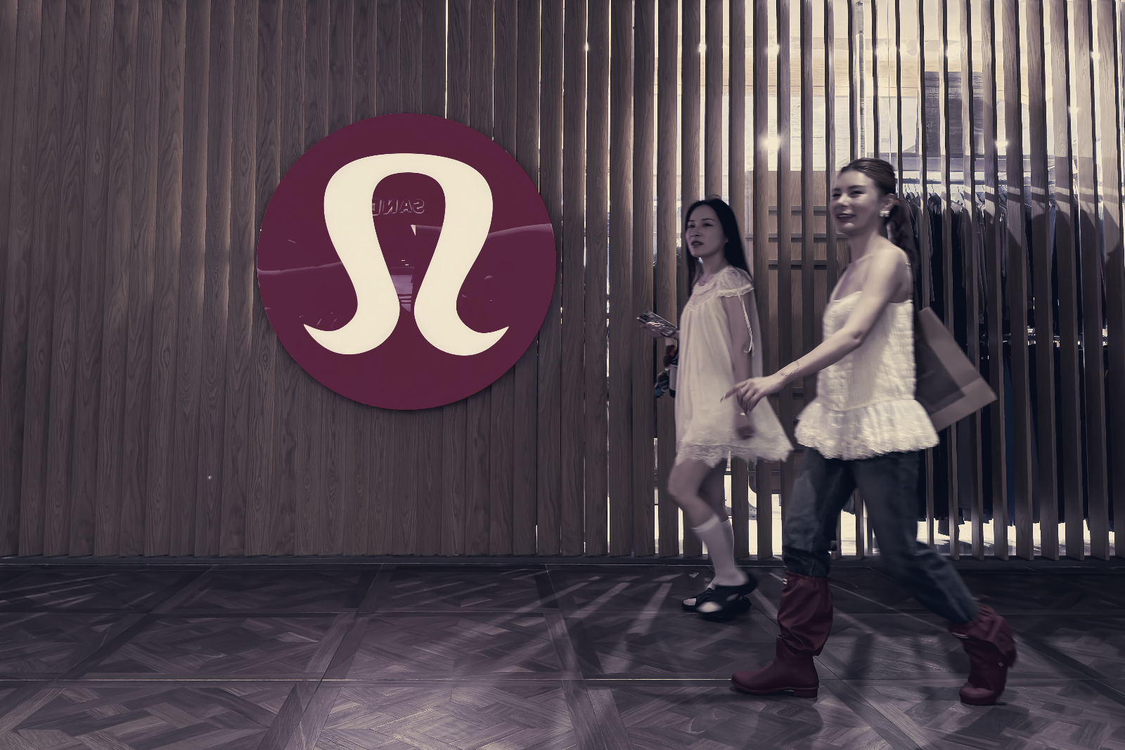 Lululemon Shares Drop 15% After Revenue Falls and Full-Year Outlook Is Cut
