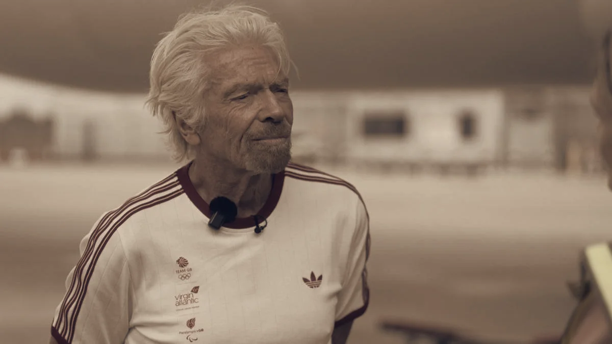 Flight Prices Rise After Middle East War, Branson Blames 'Foolish Leaders'