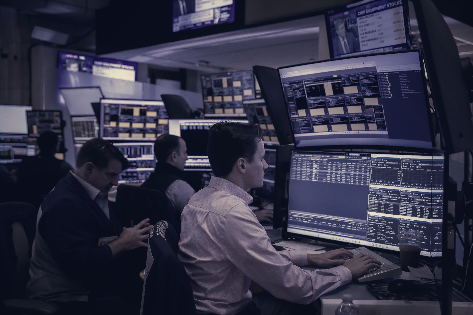 Portfolio Cuts AI Winners and Adds Defensive Stocks as Yields Rise