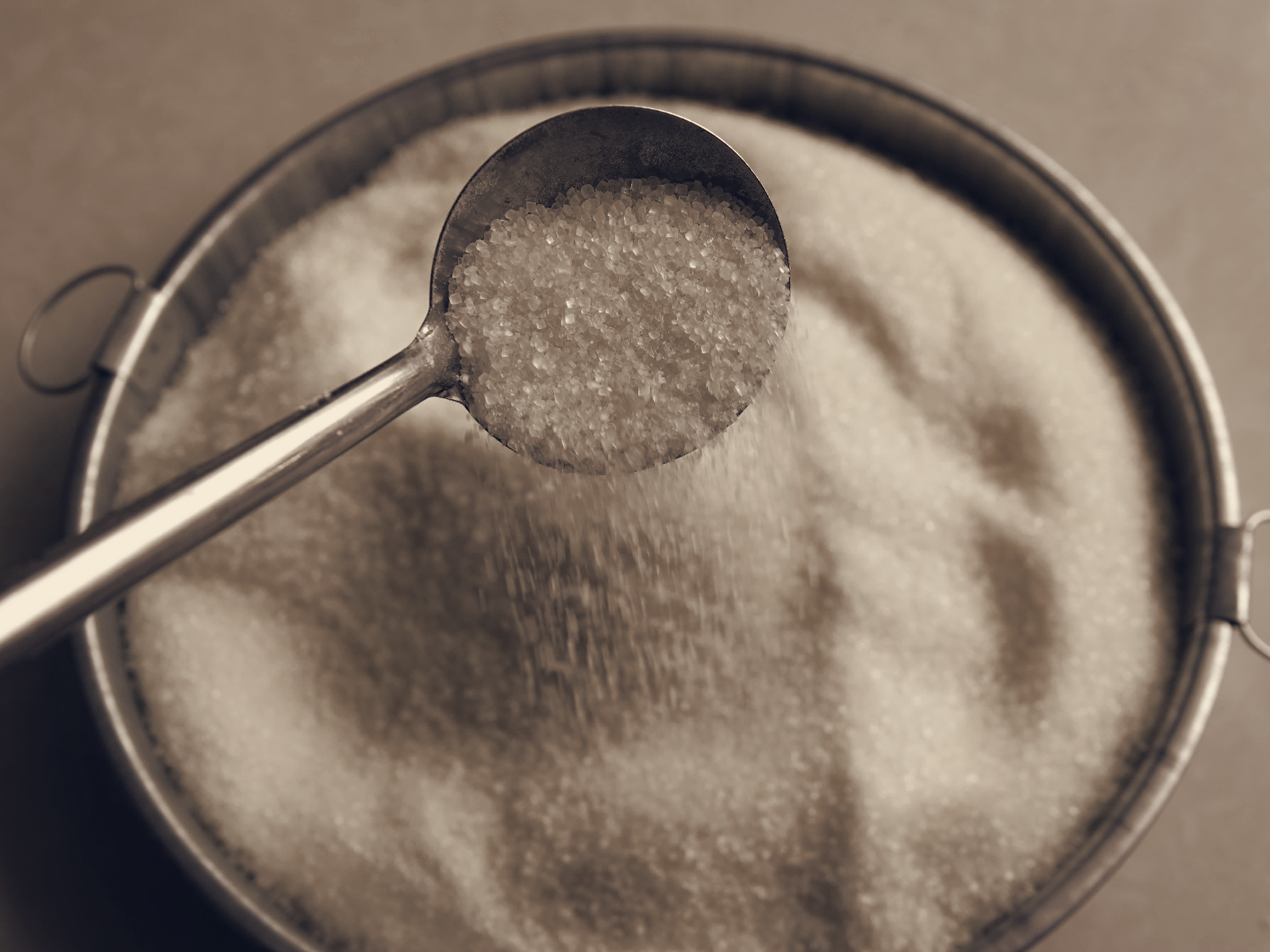 Buyers Face Higher Costs as Sugar Surges About 20% on Supply Risks