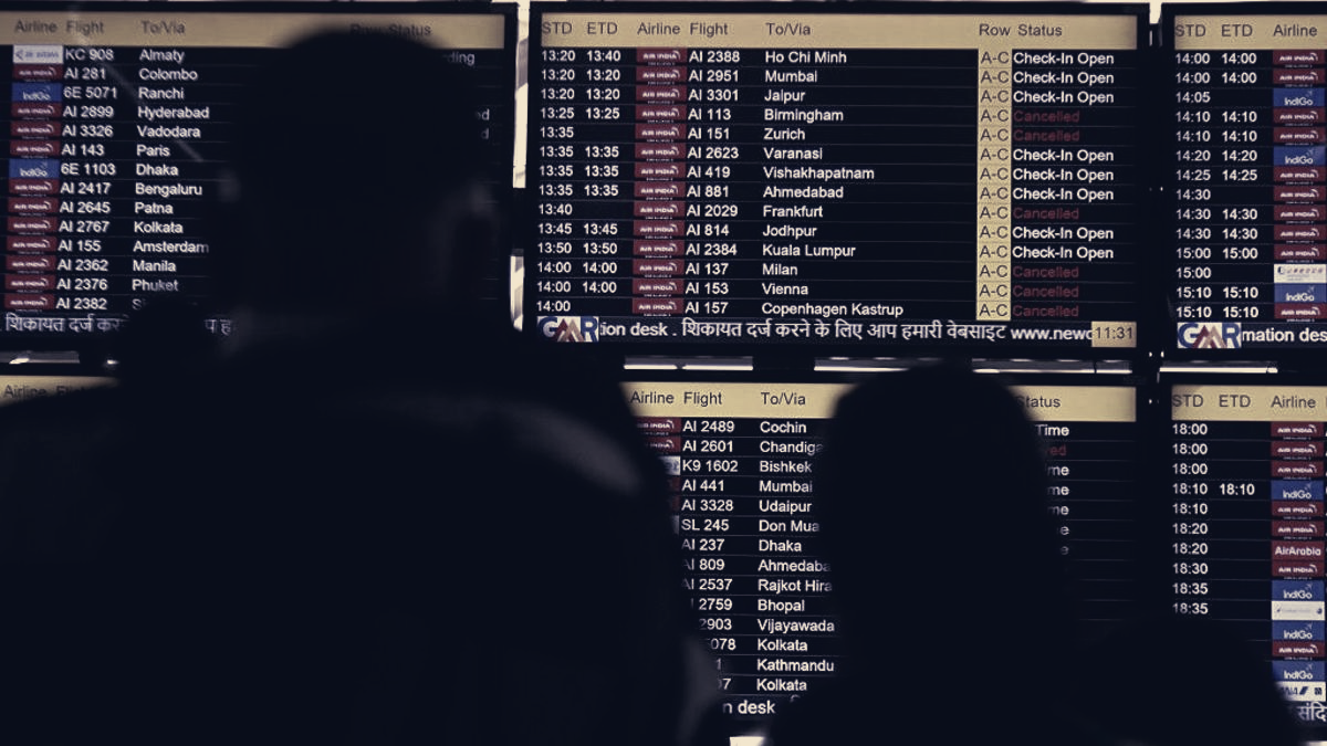 Nearly 2,000 UK Flights Grounded, Passengers Can Demand Refunds Or Rebooking