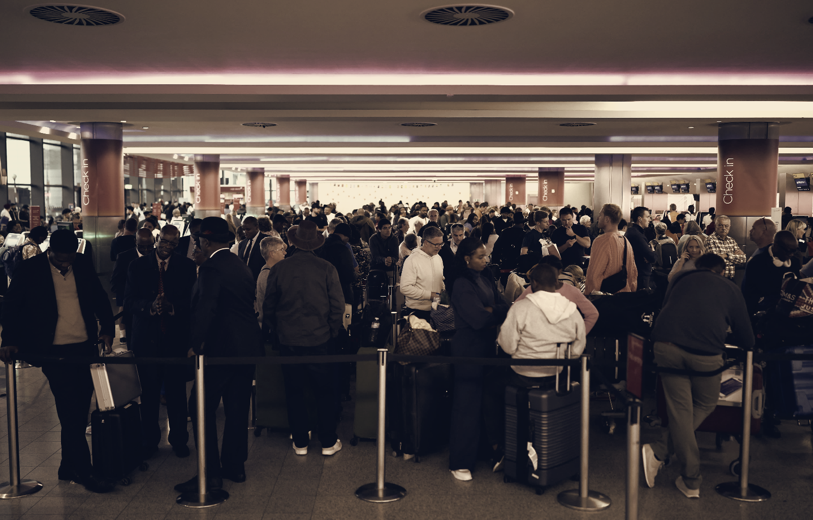 NATS Rules Out Cyber Attack, Faces Backlash After Heathrow Cancellations