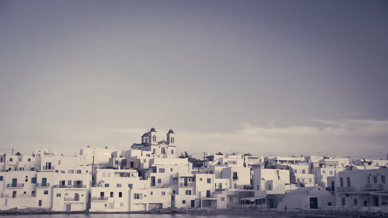 Paros’ Shoulder Season Lets Ceramicist Christiane Smit Slow Down and Find New Inspiration