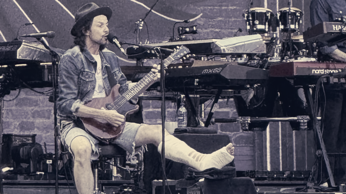 James Bay Plays Wembley Seated After Breaking Ankle, Keeps Bon Jovi Support Slot
