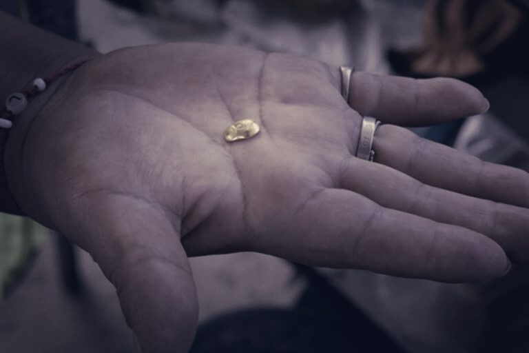 Madre De Dios Miners Pursue Mercury-Free Gold, Violence and State Gaps Threaten Progress