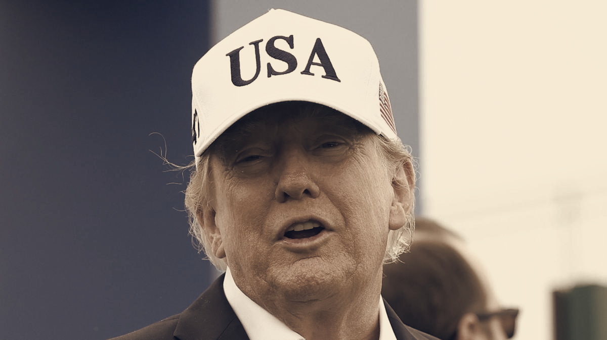 Trump Reaffirms Support for United Ireland, Visit Met With Protests and Security