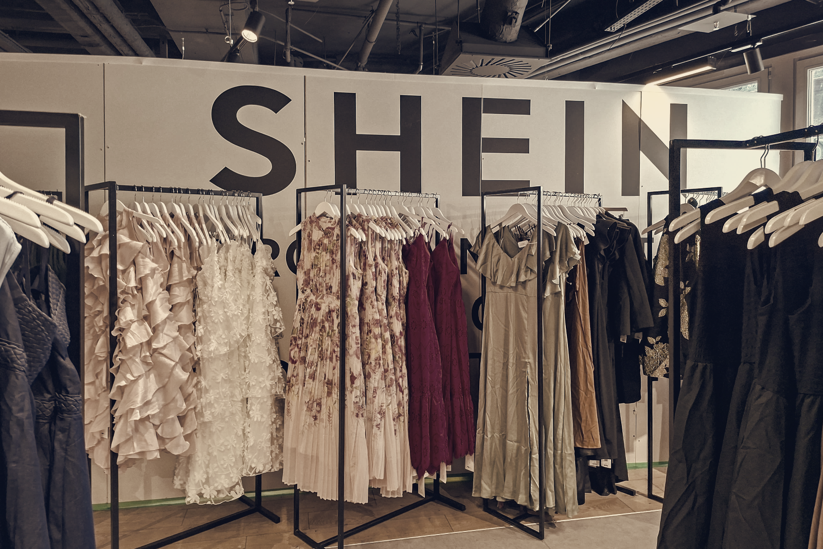 Shein Shares Drop After Australia, New Zealand Recall Contact-Lens Cleaner