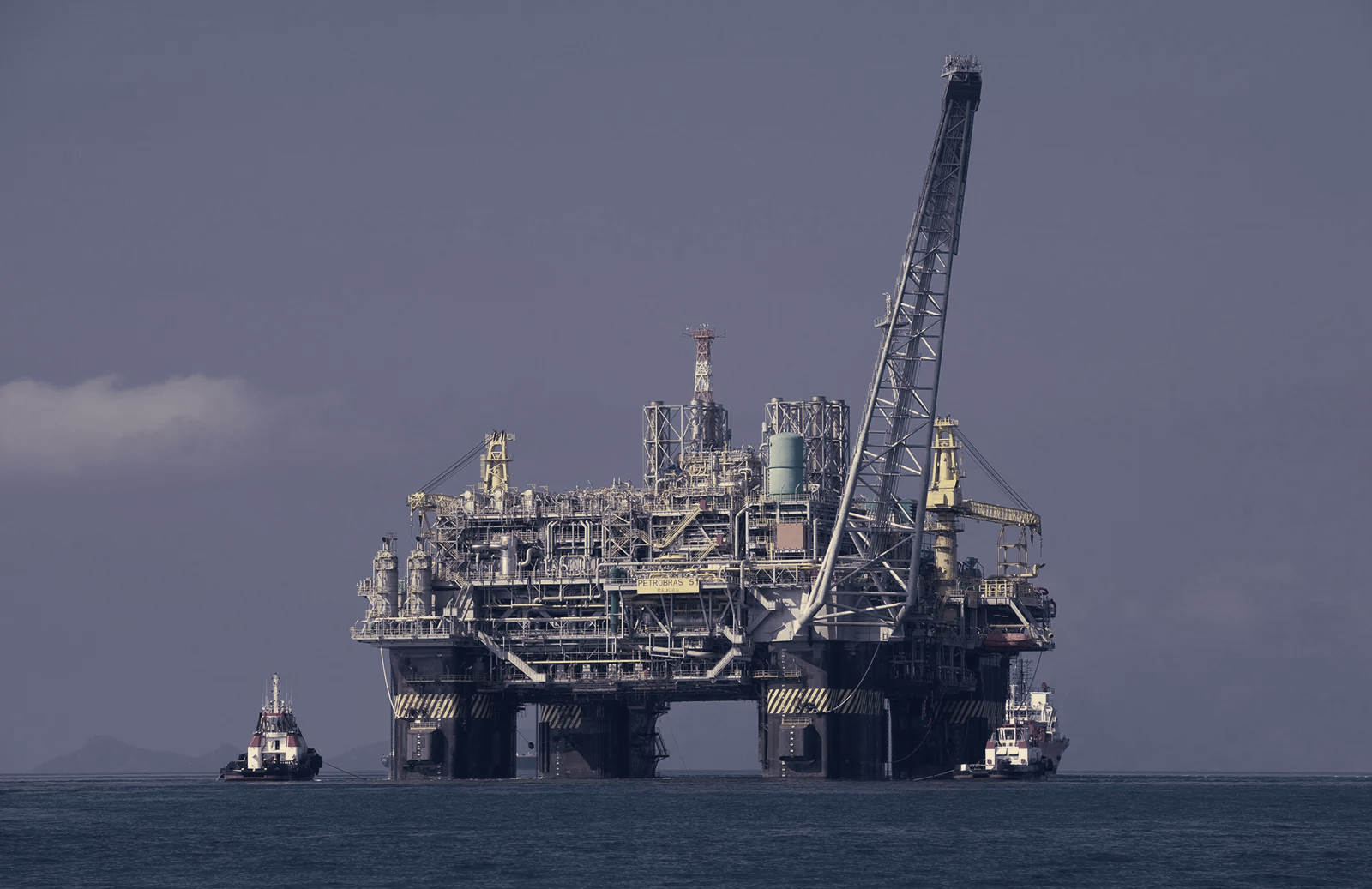 Geopolitical Tensions Raise Costs, Threaten Production in Africa