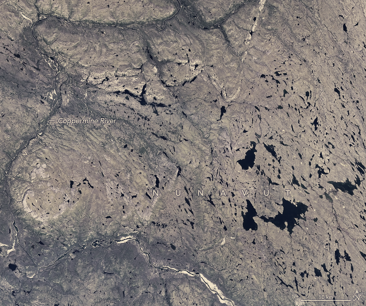 Nunavut Tundra Shifts to Fall Color Early, Cutting Peak Viewing to Days