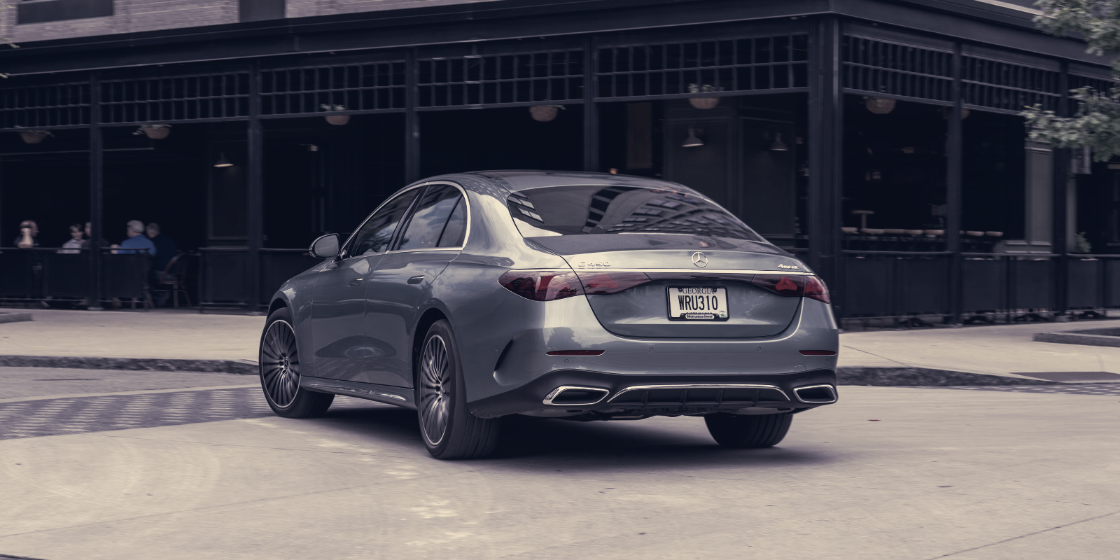 Mercedes-Benz Releases 2026 E450 4Matic Photos, Revealing Cabin and Exterior