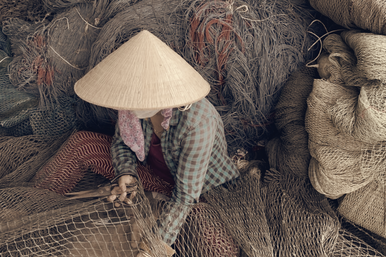 Vietnamese Fishers Lose Up to 25% of Income to Plastic Pollution
