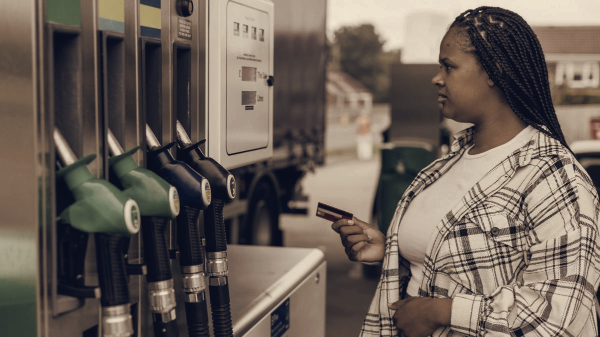 Fuel Price Rise Pushes UK Inflation to 3.1%, Raises Pressure on Bank of England