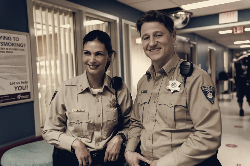 Ben McKenzie Returns To Sheriff Country, Adding a Second Sheriff And Teasing Cross-Show Romance