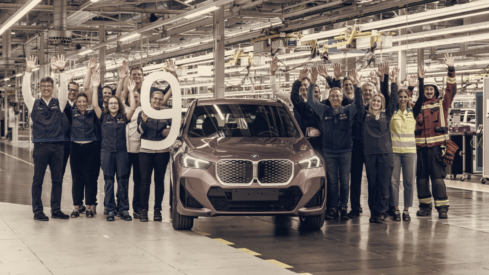 Regensburg Reaches 9,000,000 Cars, Lets BMW Scale EV Output Without New Plant
