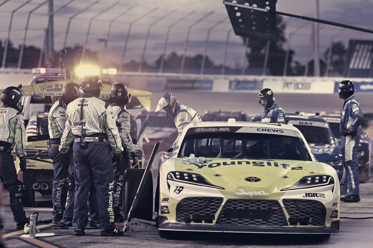 NASCAR Will Review Gateway Pit Road After Pileup That Endangered Crews