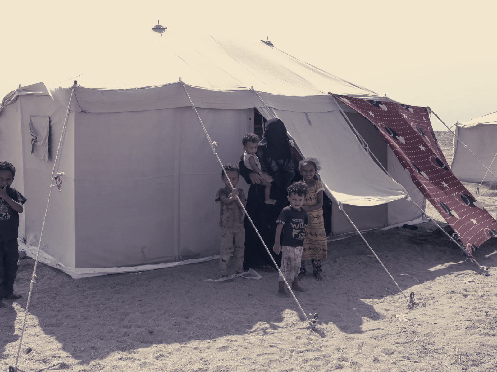 Houthi Advance Displaces 112,000 in Yemen, About 3,000 Flee to Djibouti