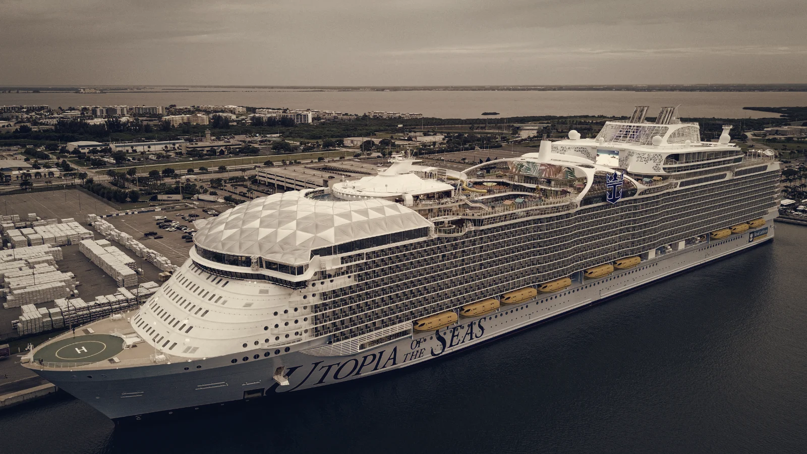 Royal Caribbean Nears $3 Billion Purchase of 50% of Sandals, Moves Beyond Cruises