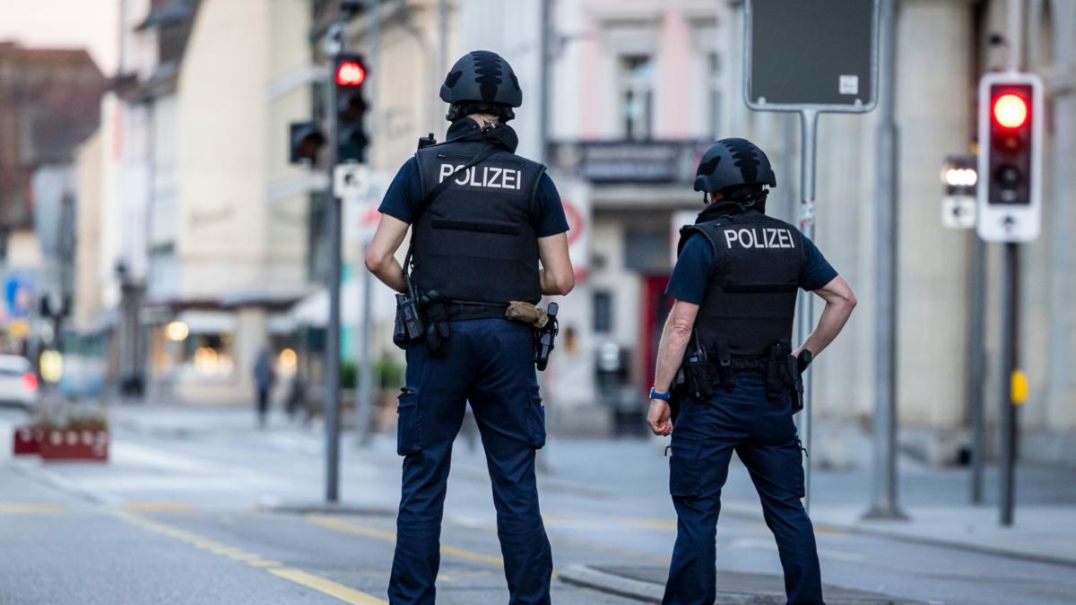 Manhunt Under Way After Shooting Near Zurich Kills One, Injures Five