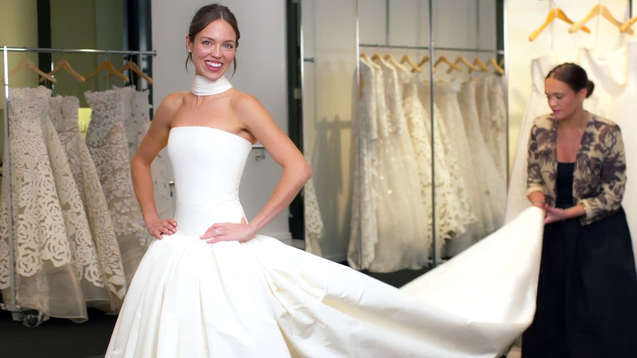 Claudia Sulewski and Finneas Married in Montecito After Oscar de la Renta Fittings