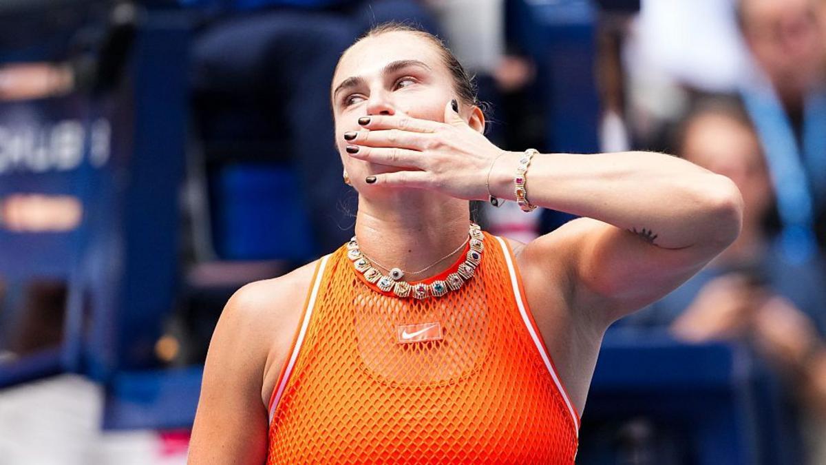 Sabalenka Halts Play Over Cannabis Smell, Advances to US Open Fourth Round