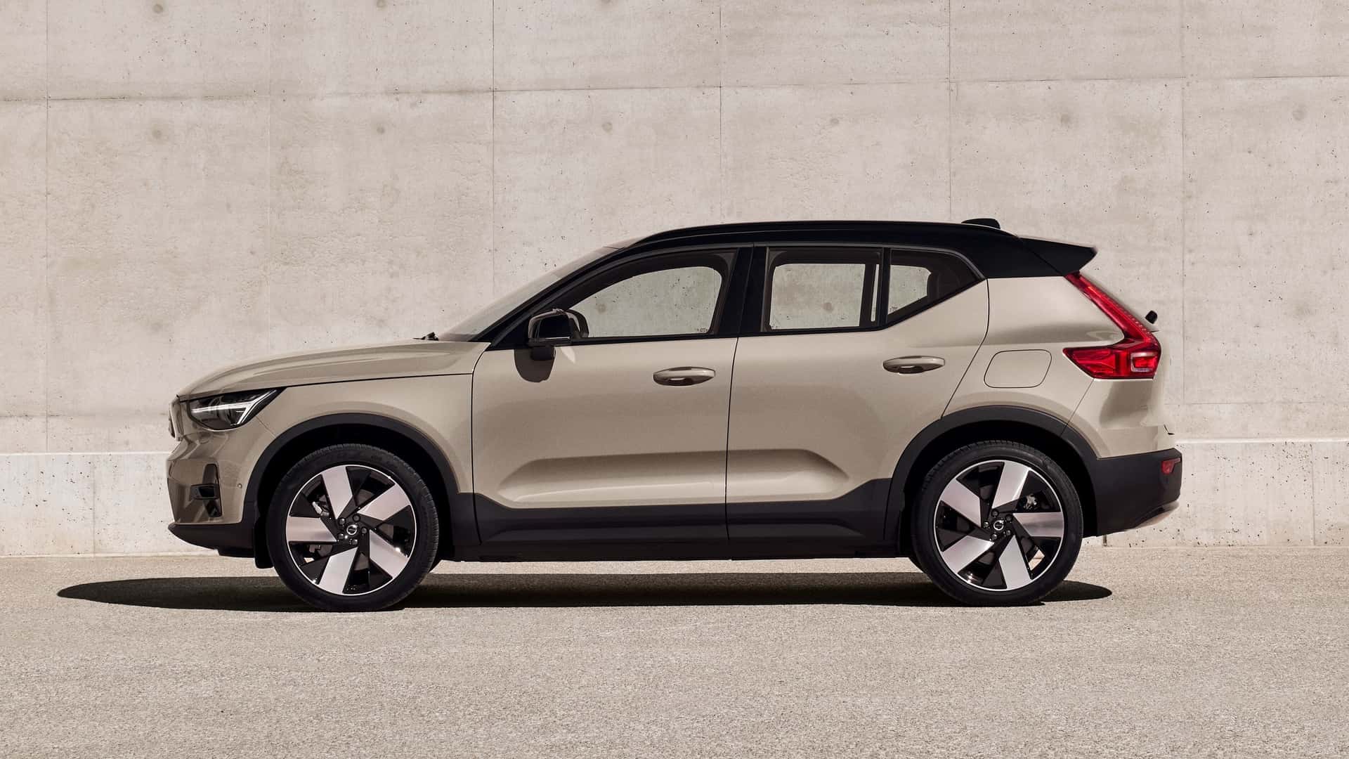 Volvo Drops EX40 From US Lineup, Makes EX60 Its Entry-Level EV