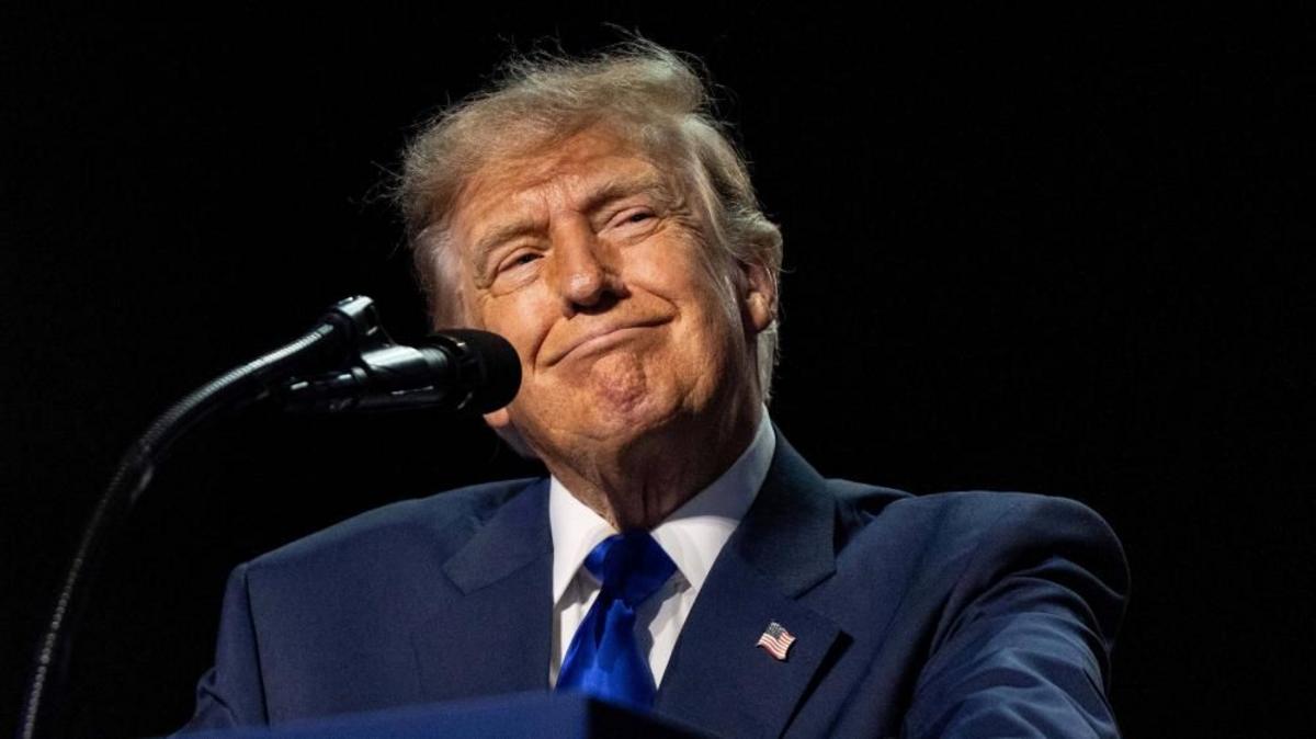US Faces $1.3 Trillion Bill After Trump Offers $5,000 to Every Adult